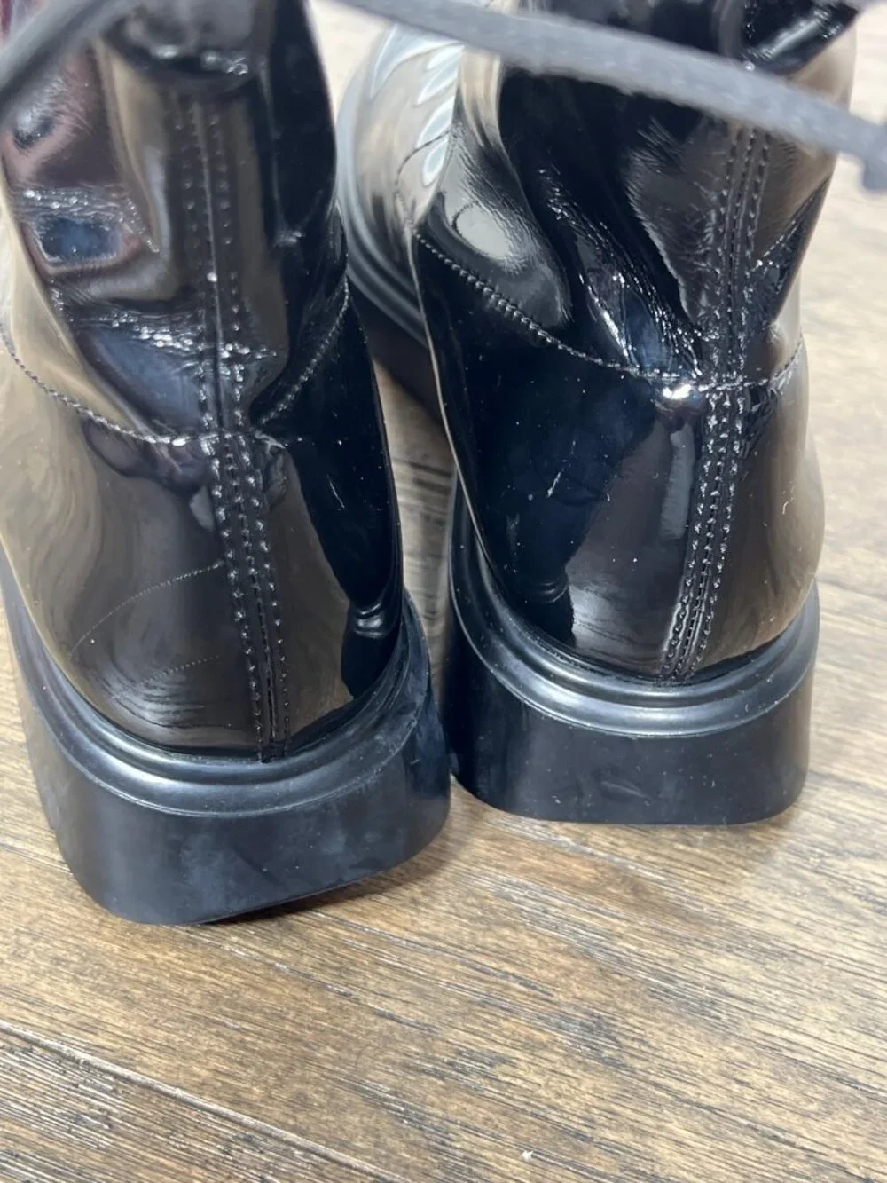 Stuart Weitzman never worn